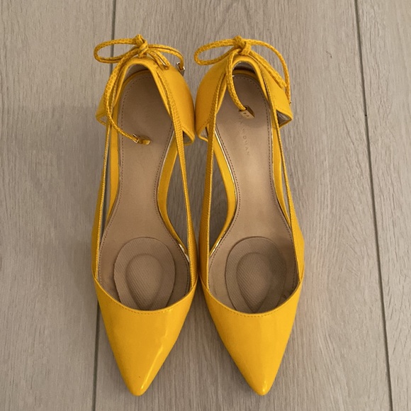 Pre worn Zara Yellow Heels - Picture 6 of 8